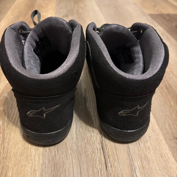 Alpine Stars Motorcycle Boots Men 9.5 US